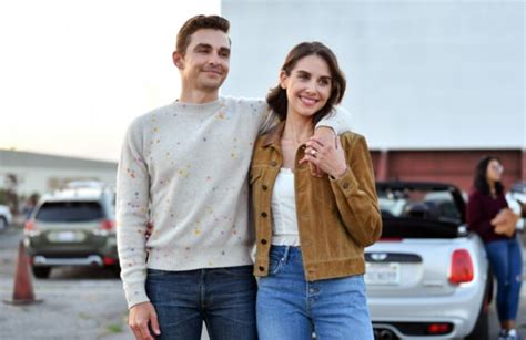 alison brie hotel|Alison Brie surprises Dave Franco with hotel nudie run